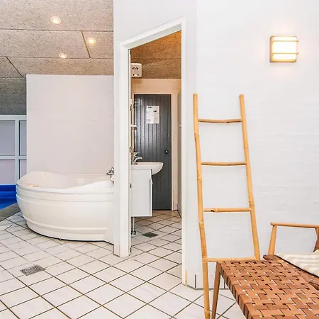 10 Person In Glesborg-by Traum Casa de Férias *